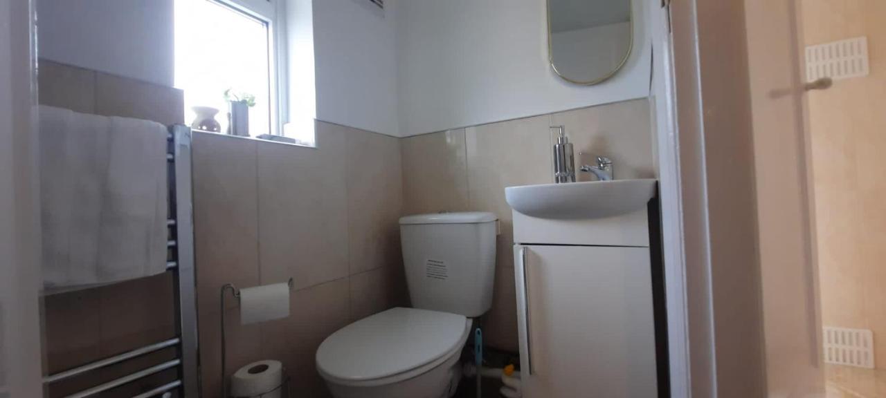 Stylish And Homey 3 Bedroom House With Free Parking & Wi-Fi Minworth 外观 照片